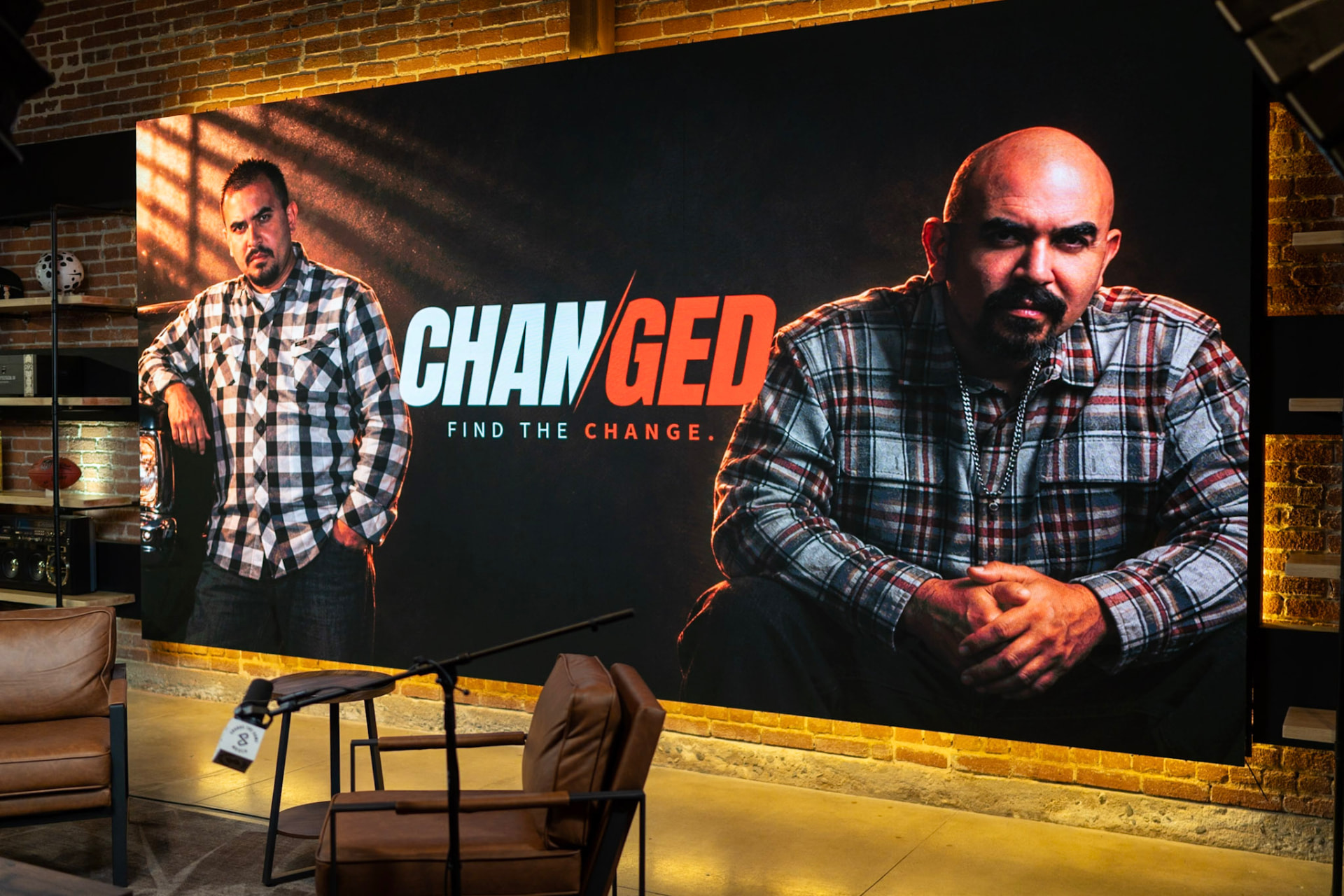 Behind the scenes in the CHANGED studio