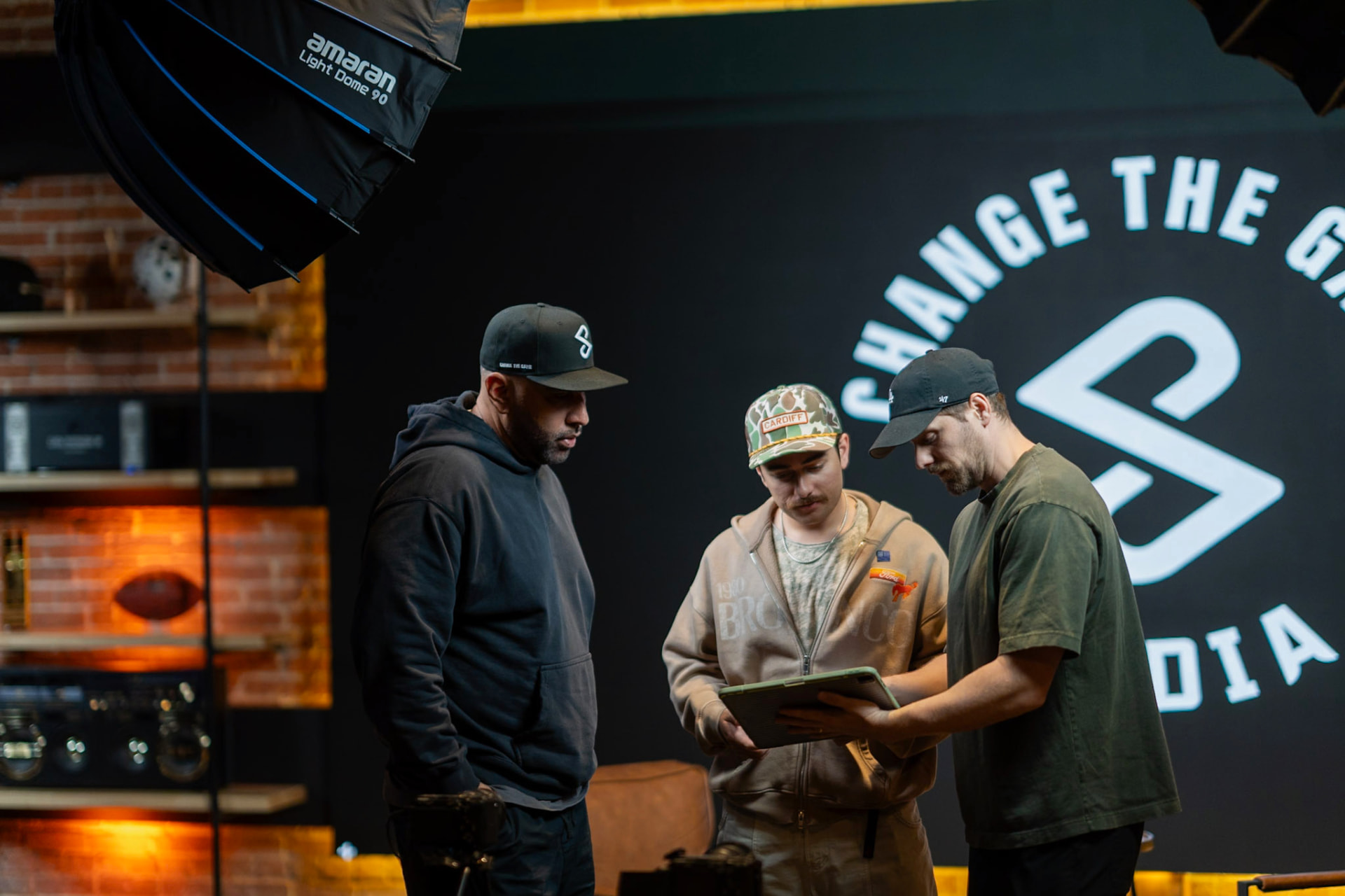 Behind the scenes in the CHANGED studio